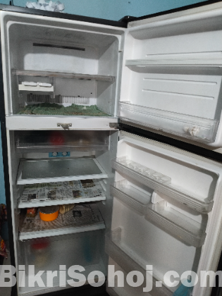 Sharp 400 Liter fridge